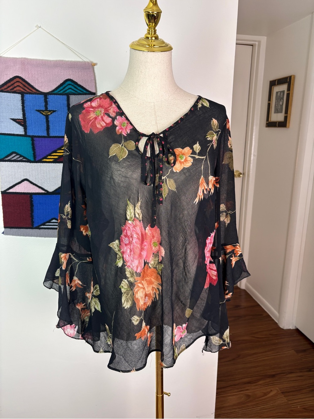 VTG Y2K Plus Size Blouse with Whimsigoth Vibes